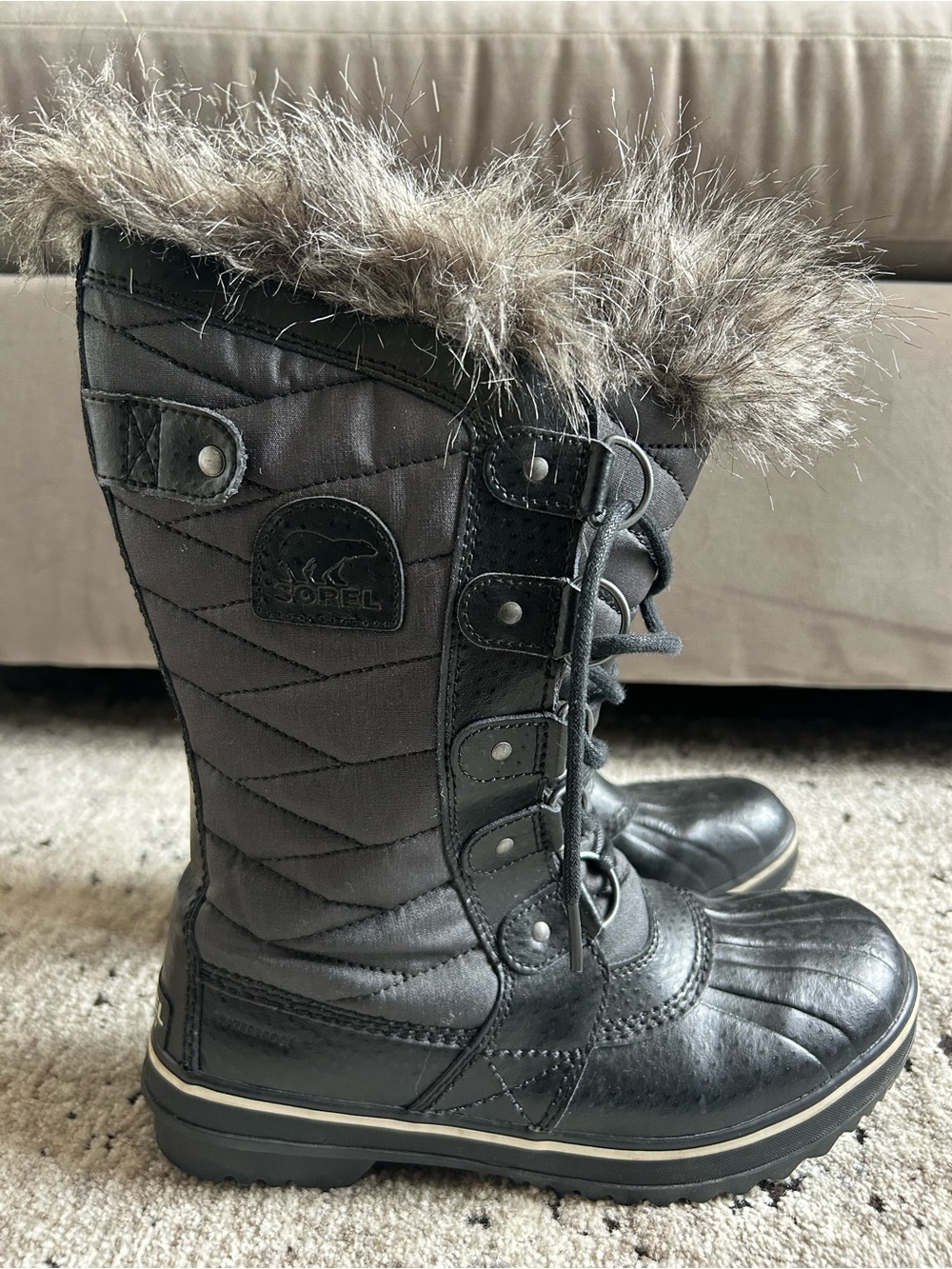 Sorel Tofino II Black Stone Waterproof Faux Fur Boots Women’s Size 7.5